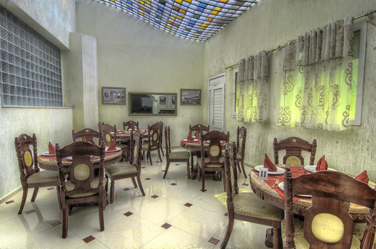 Hotel Ville Des Roses Blida Ngoại thất bức ảnh